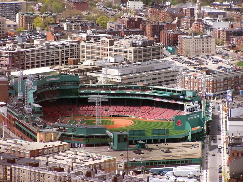 O ballpark mais antigo da história, um ballpark cheio de histórias.