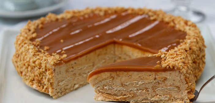 Olha aí o famoso amendoim dos ballparks em formato de torta.